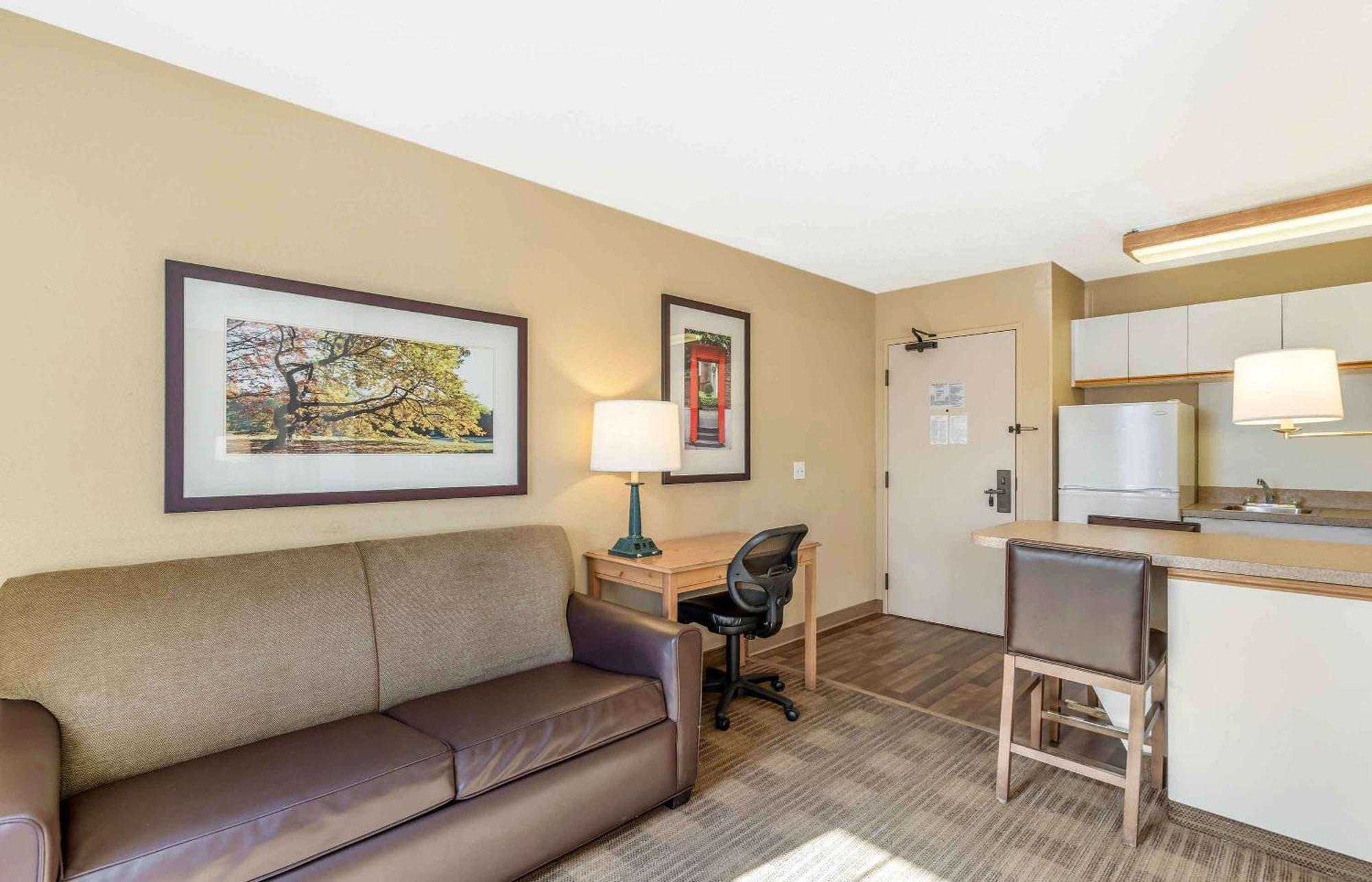 Extended Stay America Select Suites - Chicago - Naperville - East Zewnętrze zdjęcie