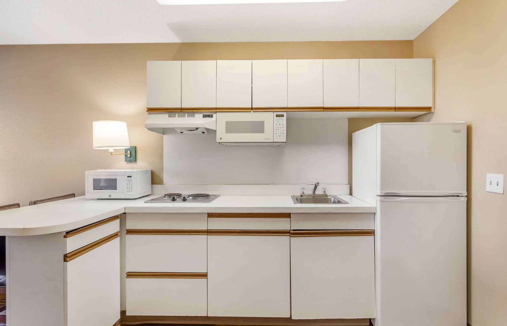 Extended Stay America Select Suites - Chicago - Naperville - East Zewnętrze zdjęcie