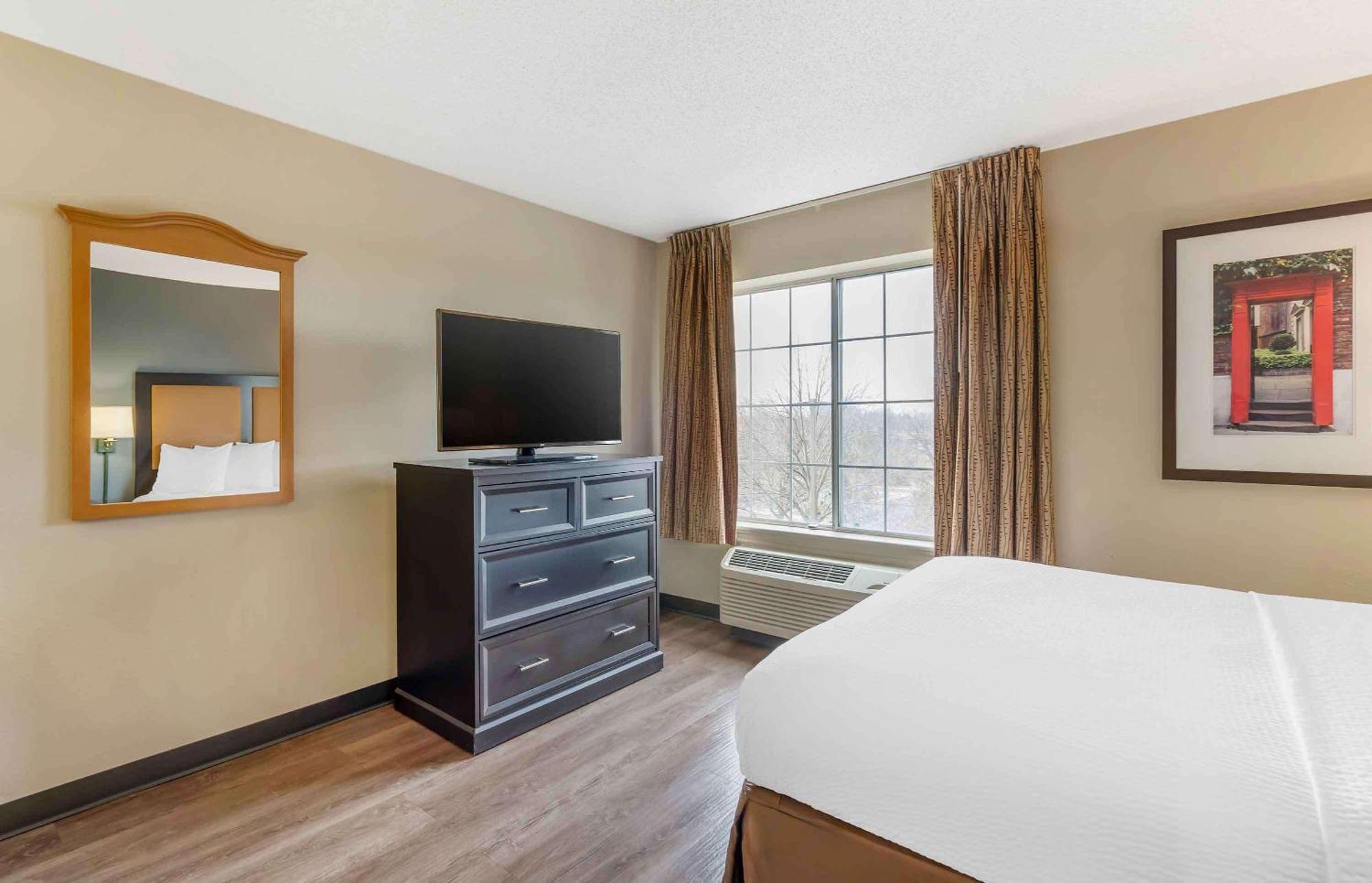 Extended Stay America Select Suites - Chicago - Naperville - East Zewnętrze zdjęcie